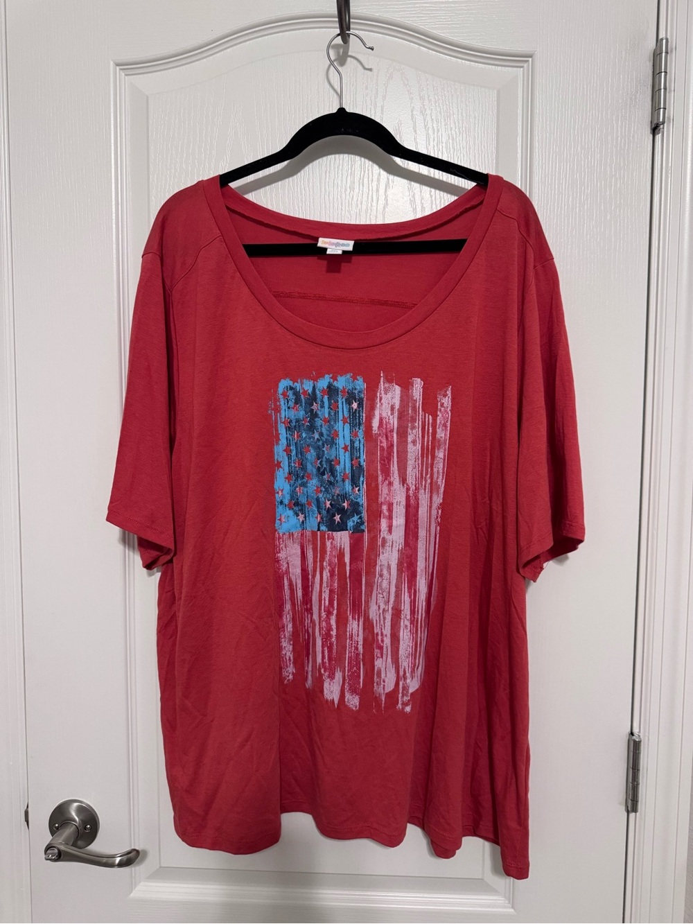 LuLaRoe Boyfriend Red Short Sleeve Tee with Blue & White Flag Graphic